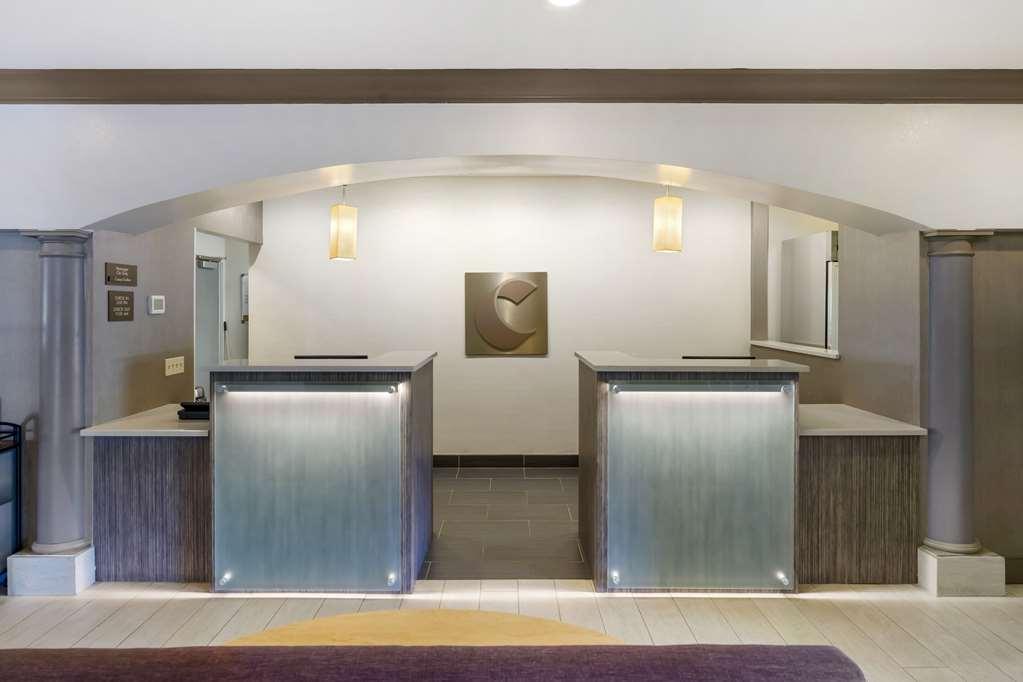 Comfort Inn & Suites Port Charlotte Interior photo